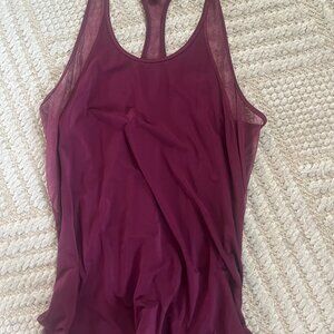 Lululemon tank